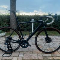 Canyon ultimate cf sl 7 disc shimano di2 taglia M