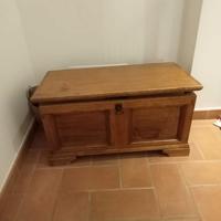 Cassapanca Rustica in Legno Massello (77x42x40 cm)