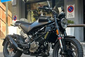 Husqvarna Svartpilen 125