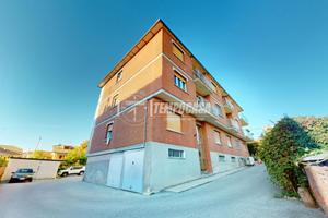 TRILOCALE CON BOX AUTO!