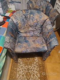 2 poltroncine imbottite da camera -salotto