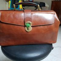 Borsa pelle marca Reporter