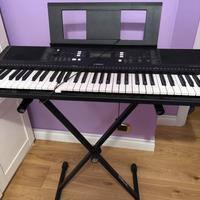 Tastiera/Pianola Yamaha PSR-E353.
