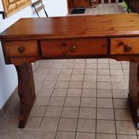 Mobile scrivania in legno
