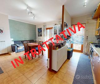 TRILOCALE CON BALCONE