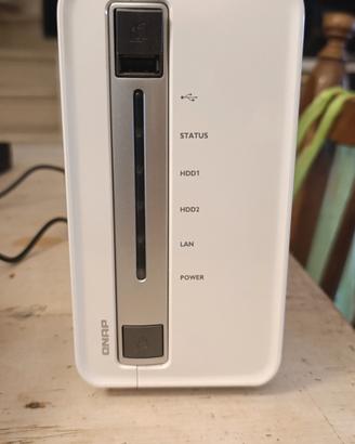 Nas Qnap TS-212P