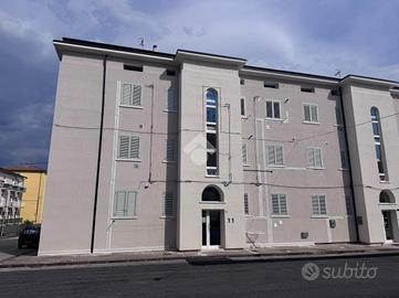 2 LOCALI A VENAFRO