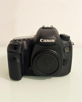 Canon EOS 5DS – 50,6 MP – Completa di scatola e ac