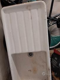 lavandino ceramica vintage