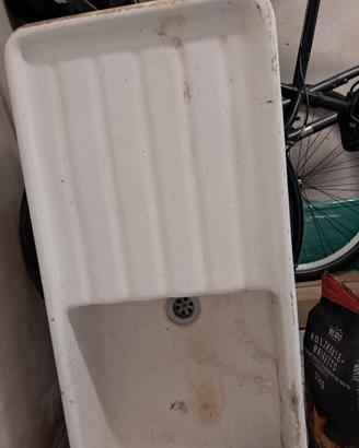 lavandino ceramica vintage