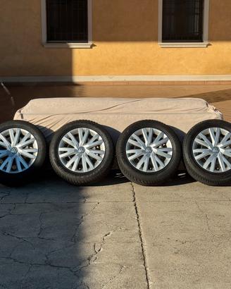 Gomme invernali, cerchi e copricerchi Volkswagen