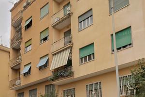 Stanza singola zona piazza Bologna