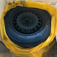 Cerchi in ferro 16” con gomme invernali usate
