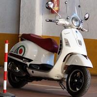 Piaggio Vespa 300 GTS SUPER - 2008