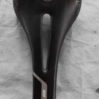 Sella Selle Italia SLR Carbon.