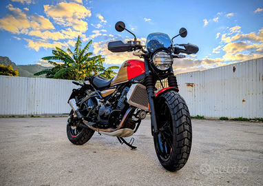 Royal Enfield Guerrilla 450 Immacolata