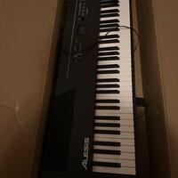 Tastiera alesis recital pro