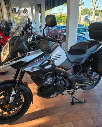 Suzuki V Strom DL 1000 XT