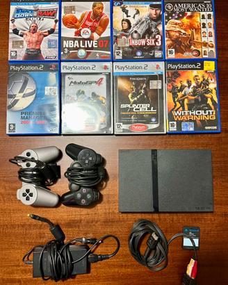 PlayStation 2 Slim + 2 Joypad + 8 Giochi + 1 Card
