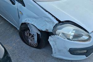 punto multijet incidentata anno 2009