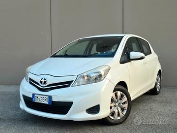 Toyota Yaris 1.0 5 porte Active