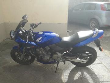 Honda Hornet S 600cc - 2001