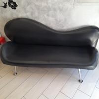 divano attesa a tre posti