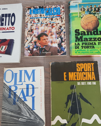 Lotto 5 libri sul calcio e lo sport