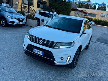 " DA VETRINA " Suzuki Vitara 1.4 Hybrid Top
