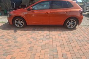 Wolkswagen Polo 10 SI Sport  R Line