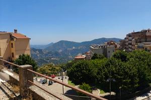 Jerzu Centro - Vista Valle Pardu - 300 mq