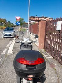 scooter beverly 200