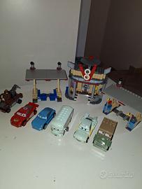 Lego Cars 8487 - La stazione di servizio di Flo