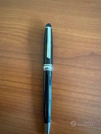 Penna a sfera Montblanc  Meisterstück
