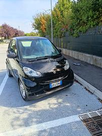 Smart ForTwo 1000 52 kW MHD coupé pure