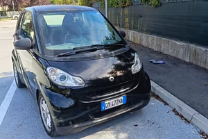 Smart ForTwo 1000 52 kW MHD coupé pure
