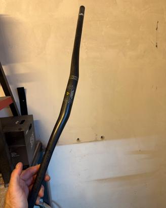 Manibrio carbonio mtb nukeproof