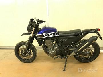 Yamaha XT660 Cafe Racer