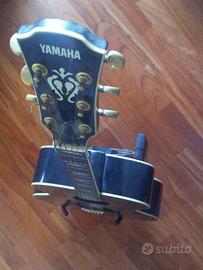 Yamaha CJ-12 Jumbo Acoustic Guitar