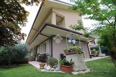 CASA SEMINDIPENDENTE A GAMBETTOLA