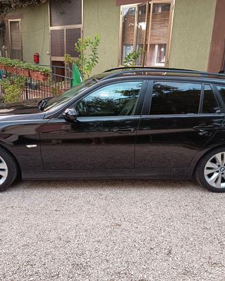 BMW e90 318 D Touring