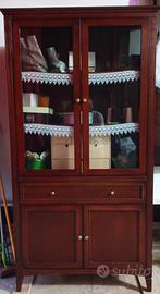 Credenza cristalliera