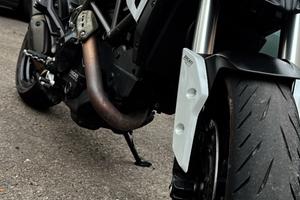 Ducati hyperstrada 821