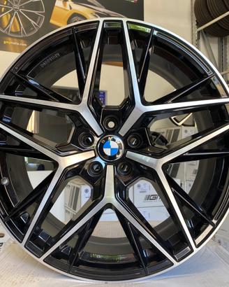 Cerchi Bmw raggio 19 NUOVI cod.84322