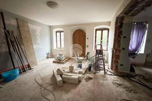 2 LOCALI A MONTICHIARI