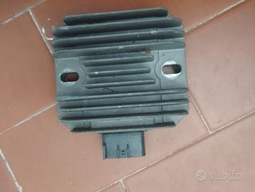 Regolatore di tensione Burgman 400