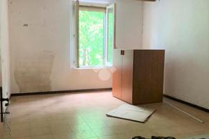 CASA DI CORTE A LUZZARA