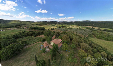 Podere a Massa Marittima , nel cuore della maremma