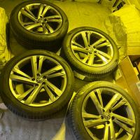 Cerchi + gomme VW 255/45 19 100V