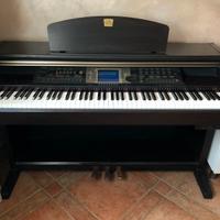 Piano digitale Yamaha CVP 203
